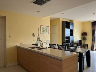 出租 2 卧室 公寓 在 Khlong Toei, 曼谷