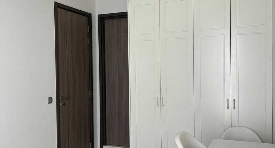 For rent 3 bedrooms condo in Bang Kho Laem, Bangkok
