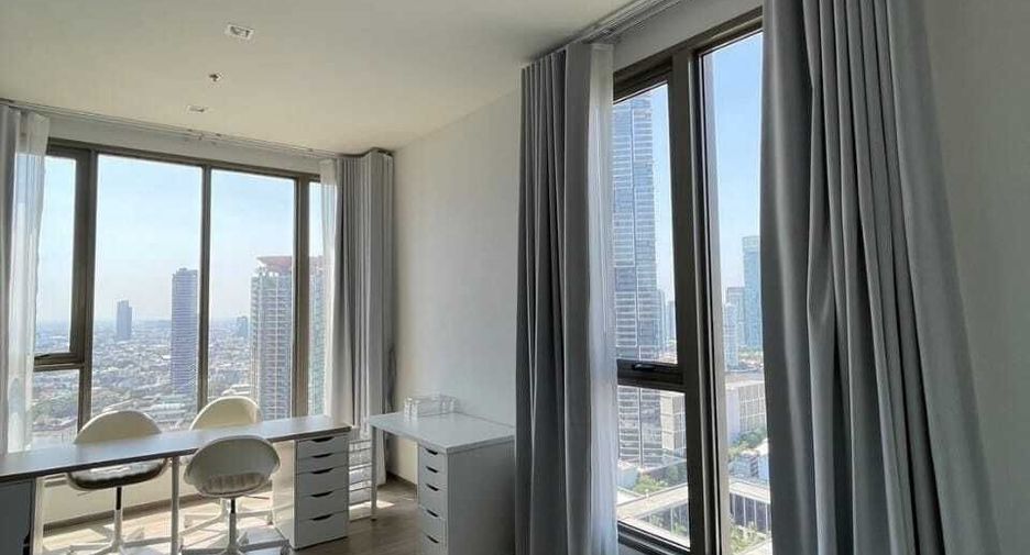 For rent 3 bedrooms condo in Bang Kho Laem, Bangkok