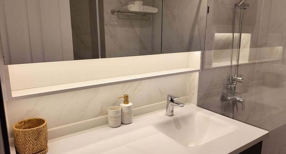For sale 1 bed condo in Watthana, Bangkok