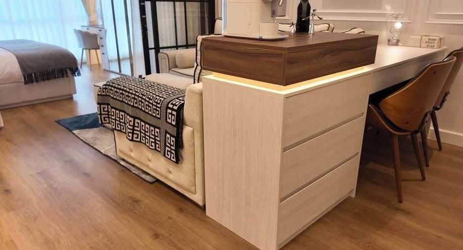 For sale 1 bed condo in Watthana, Bangkok