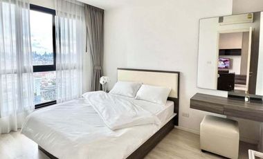 À louer 1 chambre condo à Huai Khwang, Bangkok
