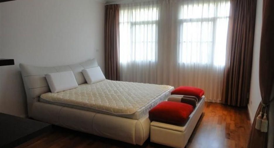 Condo en alquiler de 3 habitaciones en Watthana, Bangkok