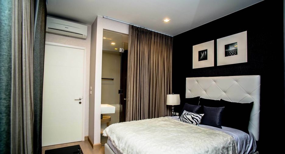 À louer 3 chambres condo à Khlong San, Bangkok