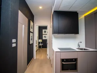 Condo en alquiler de 3 habitaciones en Khlong San, Bangkok