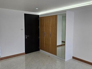 ให้เช่า 6 ห้องนอน ออฟฟิศ ใน พระโขนง, กรุงเทพฯ