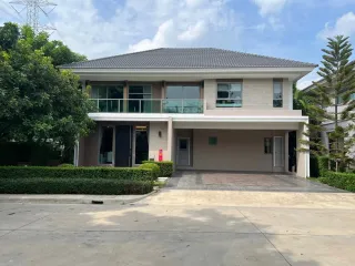 出租 4 卧室 独立屋 在 Lat Krabang, 曼谷