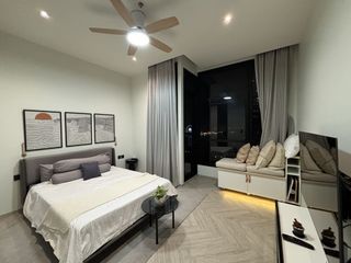 For rent studio condo in Khlong San, Bangkok