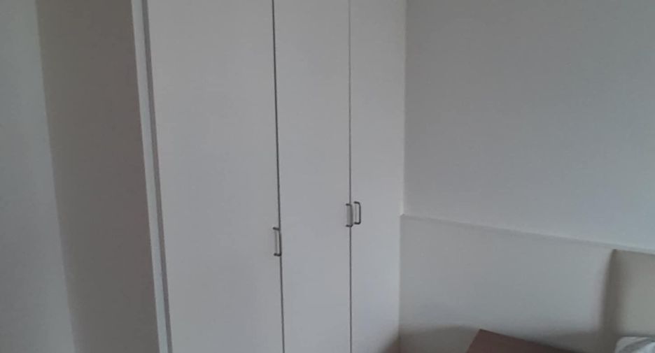 For rent 3 bedrooms condo in Khlong Toei, Bangkok