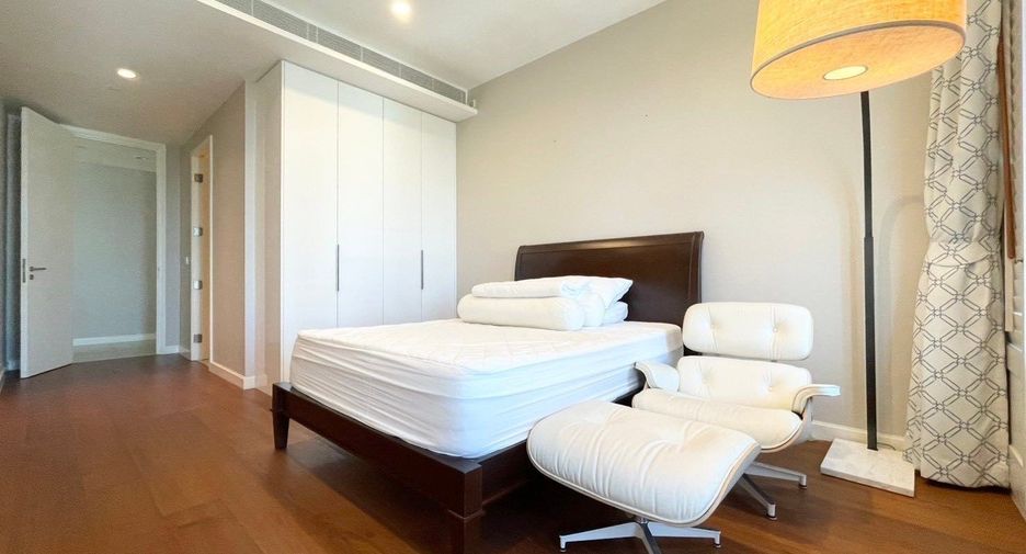 À louer 5 chambres condo à Pathum Wan, Bangkok