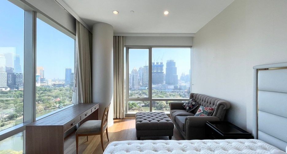 À louer 5 chambres condo à Pathum Wan, Bangkok