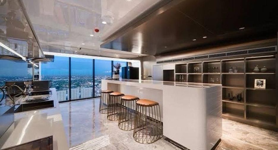 For rent 1 bed condo in Watthana, Bangkok