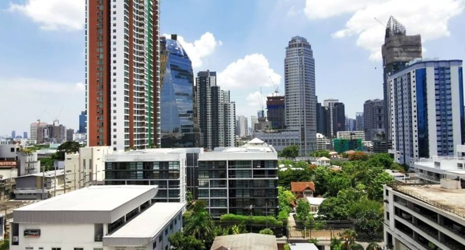 Condo en alquiler de 2 habitaciones en Watthana, Bangkok
