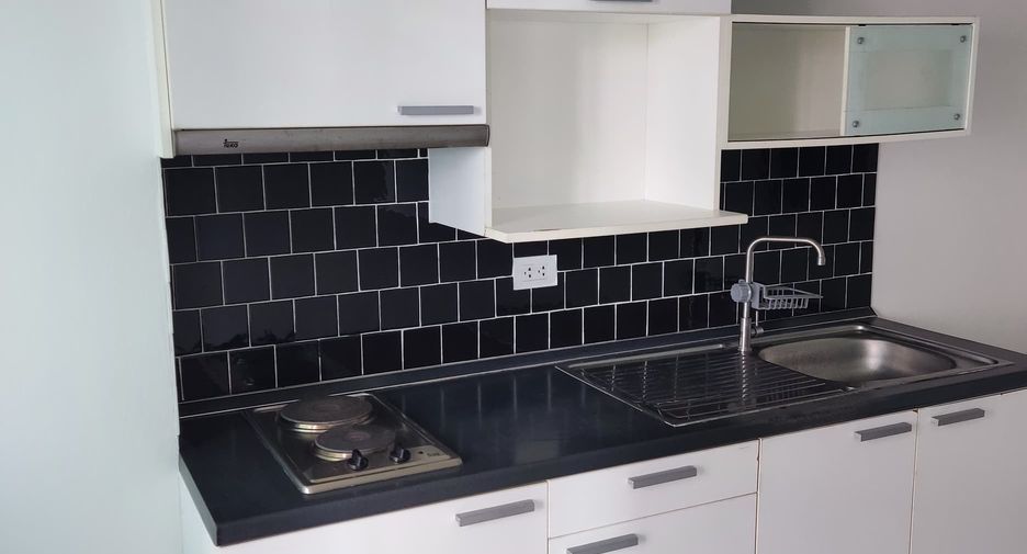For sale 2 bedrooms condo in Phra Khanong, Bangkok