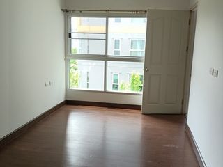 Wohnung zum Kauf mit 2 Zimmer in Phra Khanong, Bangkok