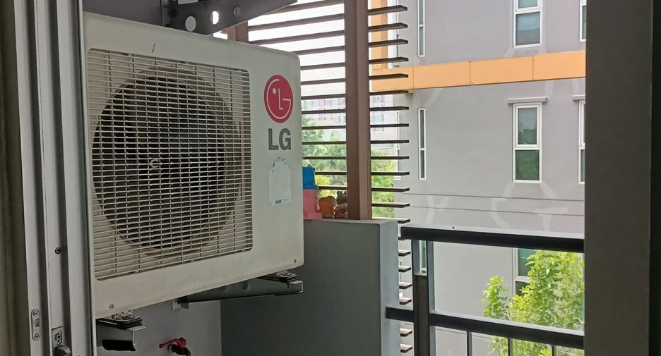For sale 2 bedrooms condo in Phra Khanong, Bangkok