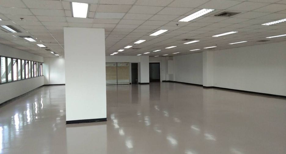 Oficina en venta en Watthana, Bangkok