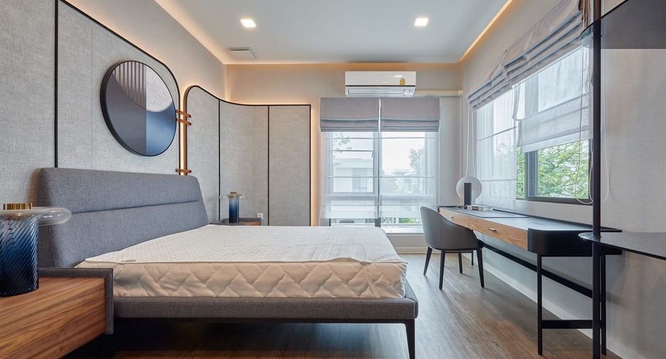 For sale and for rent 4 bedrooms house in Bang Phli, Samut Prakan