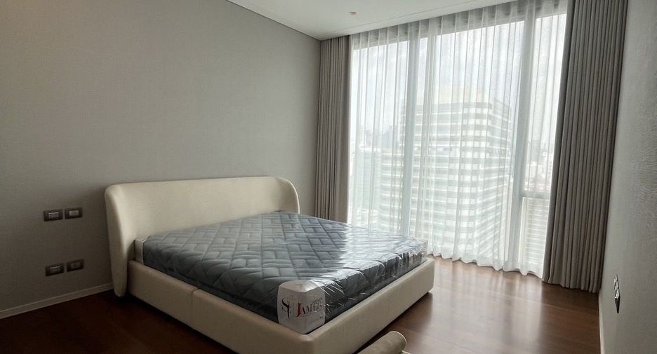 À louer 2 chambres condo à Pathum Wan, Bangkok