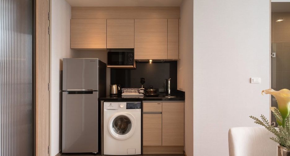 Condo en alquiler de estudio en Khlong Toei, Bangkok