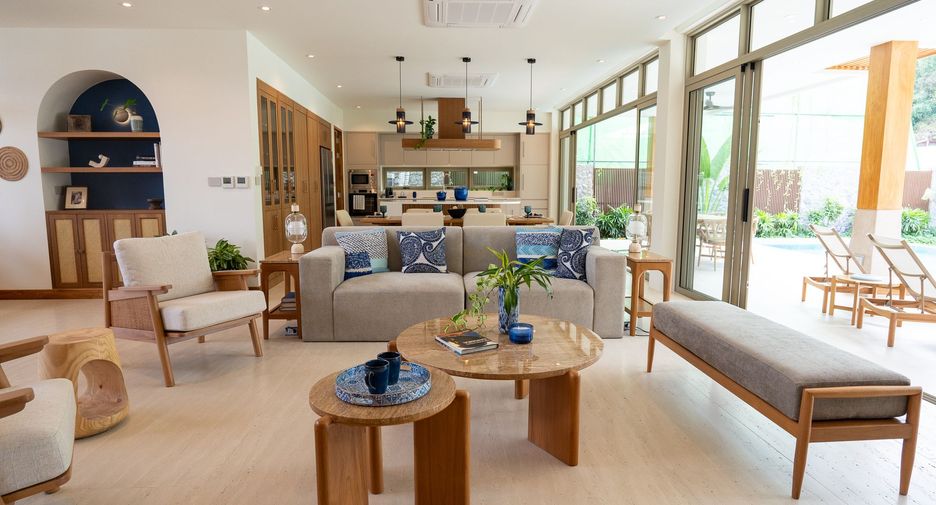 For sale 4 bedrooms villa in Thalang, Phuket
