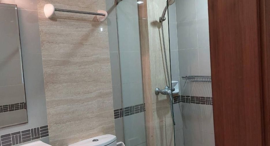For sale 1 Beds condo in Phra Khanong, Bangkok