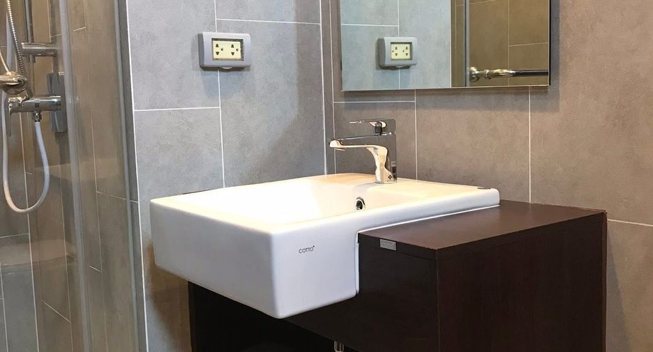 For rent 1 Beds condo in Watthana, Bangkok