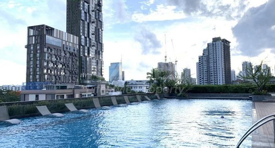 For rent 1 bed condo in Khlong Toei, Bangkok