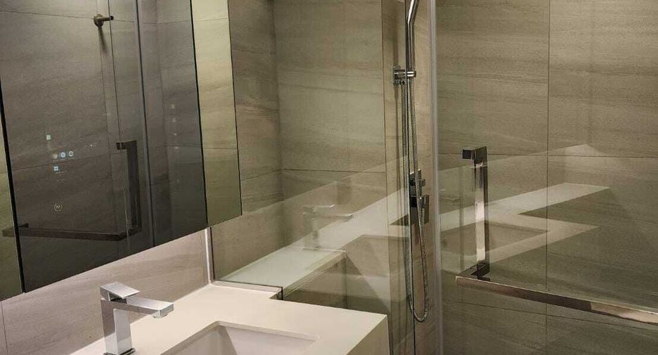 For rent 1 bed condo in Bang Rak, Bangkok