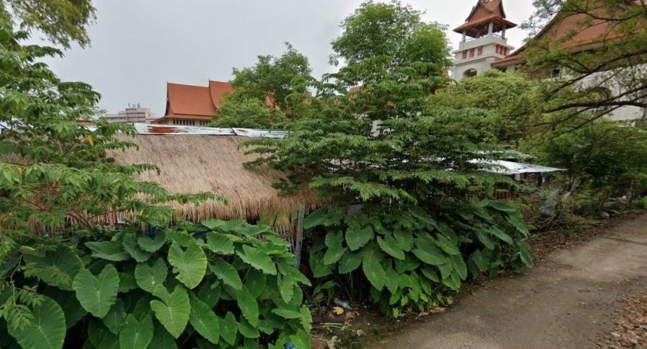 For sale land in Bang Khen, Bangkok