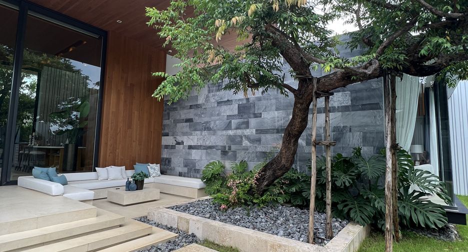 For sale 6 bedrooms villa in Thalang, Phuket
