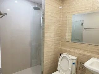 For sale 1 bed condo in Mueang Samut Prakan, Samut Prakan
