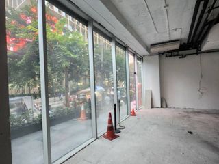 For rent retail Space in Bang Rak, Bangkok