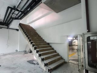 For rent retail Space in Bang Rak, Bangkok