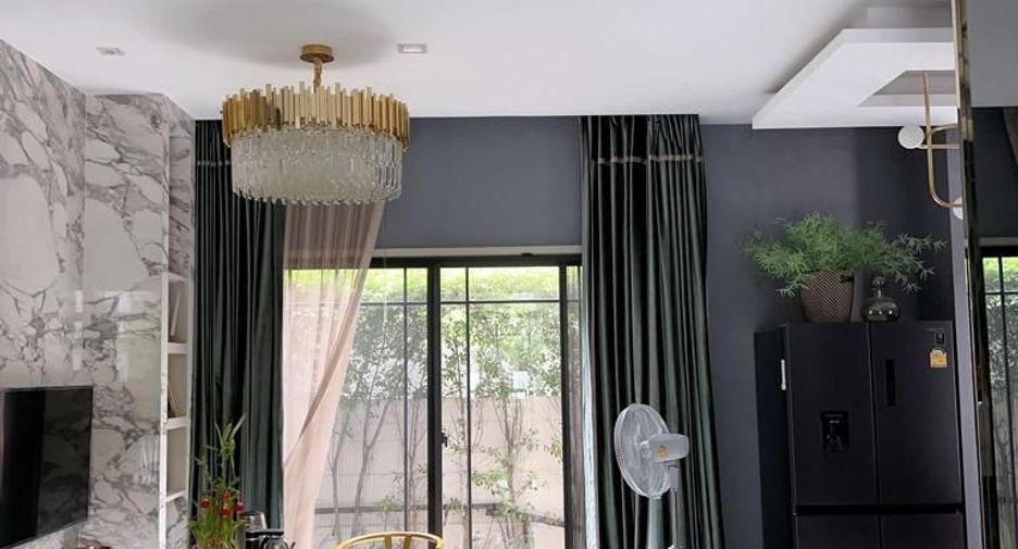 For rent 4 bedrooms villa in Khan Na Yao, Bangkok