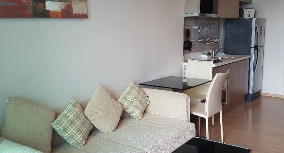 Condo en alquiler de 1 habitaciones en Sathon, Bangkok