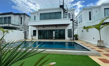 For sale 2 bedrooms villa in Mueang Phuket, Phuket
