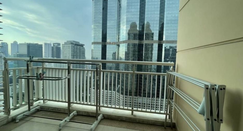 For rent 1 bed condo in Sathon, Bangkok