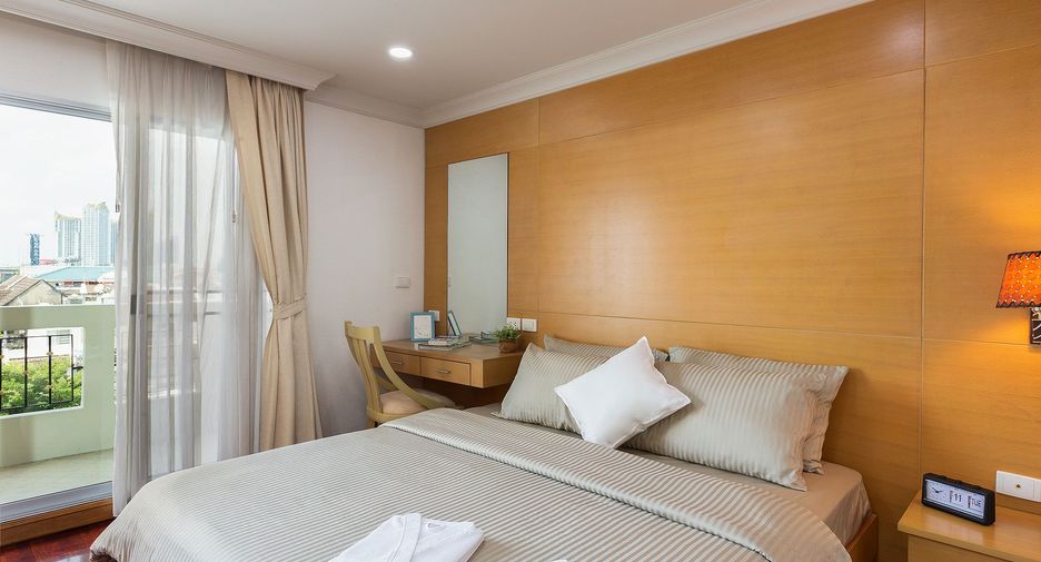 Apartment zur Miete mit 3 Zimmer in Watthana, Bangkok