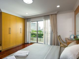 Apartment zur Miete mit 3 Zimmer in Watthana, Bangkok
