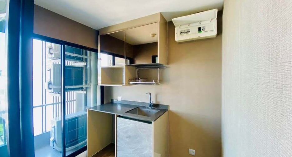 À vendre 2 chambres condo à Min Buri, Bangkok