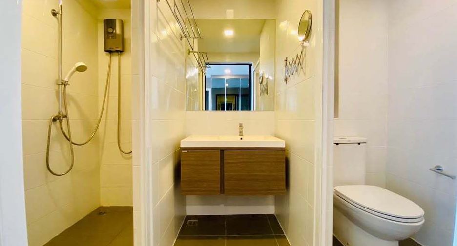 À vendre 2 chambres condo à Min Buri, Bangkok