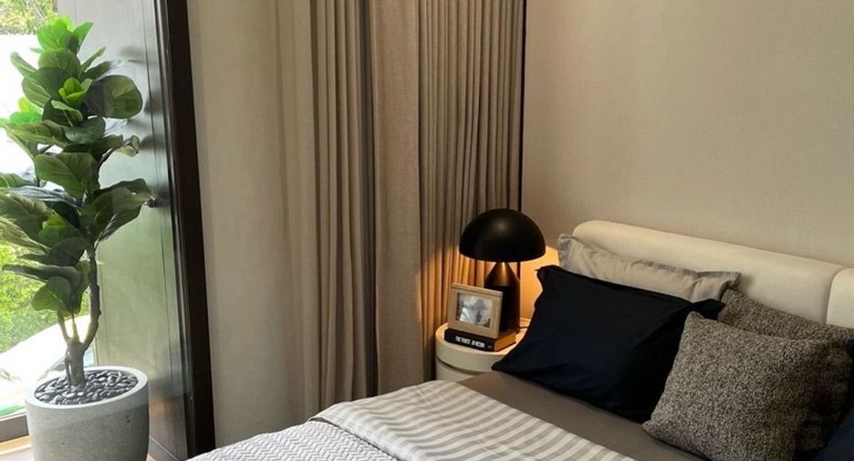 For sale 1 bed condo in Sathon, Bangkok