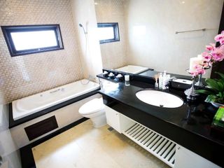 Продажа 3 спальни вилла в Тхаланг, Пхукет