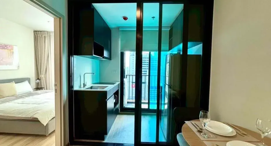 For rent 1 bed condo in Huai Khwang, Bangkok