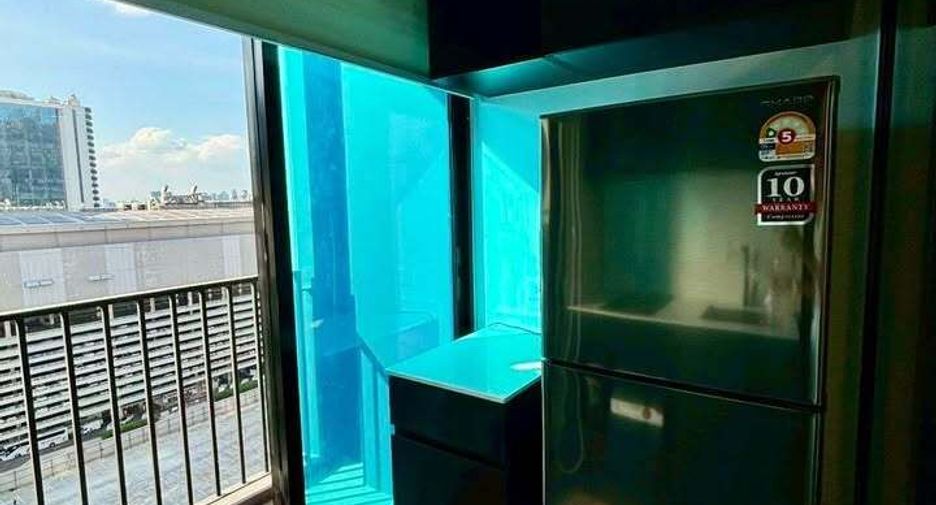 For rent 1 bed condo in Huai Khwang, Bangkok