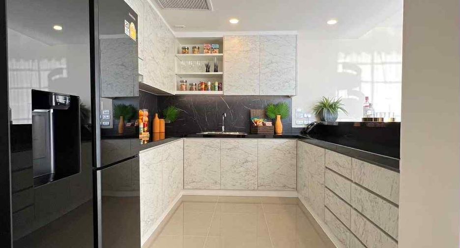 For sale 4 bedrooms condo in Bang Lamung, Chonburi