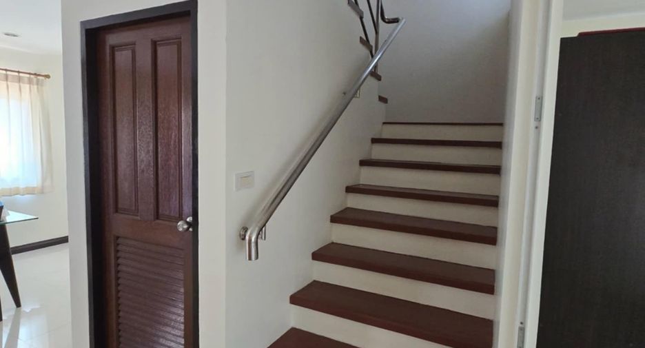 À vendre 4 chambres maison à Bang Lamung, Chonburi