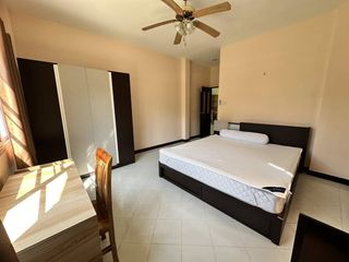 À louer 3 chambres maison à Bang Lamung, Chonburi