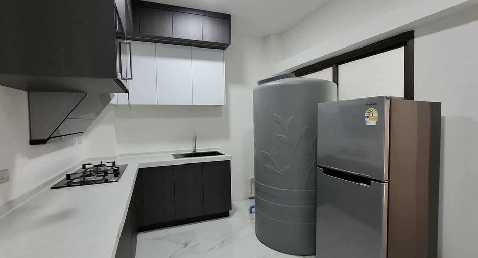 For sale 2 bedrooms retail Space in Bang Lamung, Chonburi